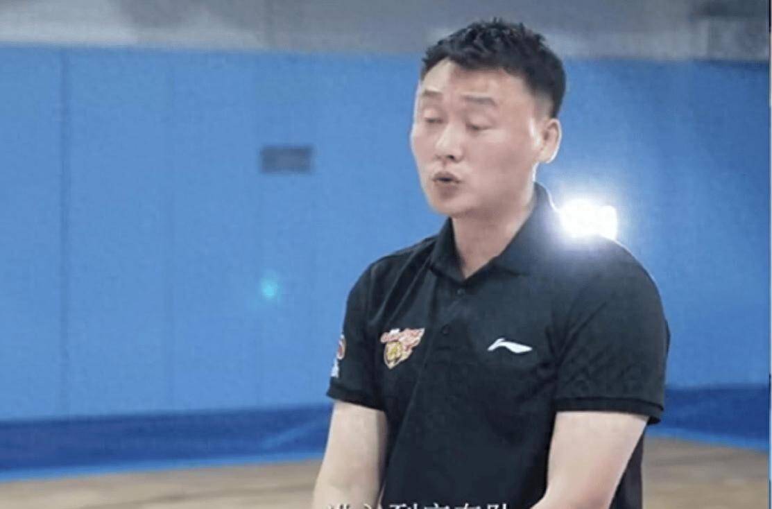 朱正赛后发文：我突破时伤到肩膀教练只是想保护我的简单介绍