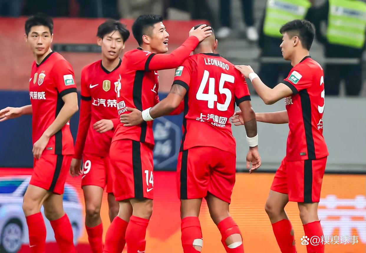 上港胜京鲁，继续保持良好状态(要进一步保持并提升勇于攻坚的良好势头)